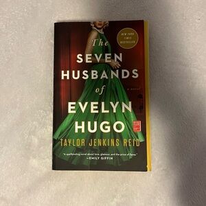 The seven husbands of Evelyn Hugo book